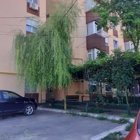 Appartement apartament 2camere decomandate ,mobilat ,parter ,in MANGALIA *